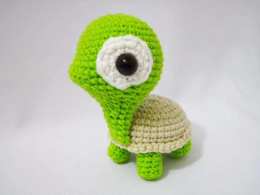 Skater Turtle Amigurumi Crochet Pattern — Casey the Turtle with Skateboard
